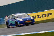 Thruxton has been a happy hunting ground for Giovanardi with 7 previous race wins at the circuit