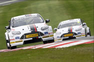 Motorbase Performance will host the Dunlop's BTCC test for the 4th consecutive year