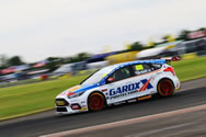 Team GardX Racing with Motorbase keeps its eye on the prize with impressive Croft points haul