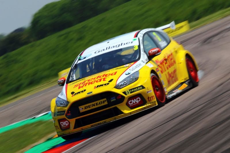 Team Shredded Wheat Racing with Gallagher makes up ground at Thruxton