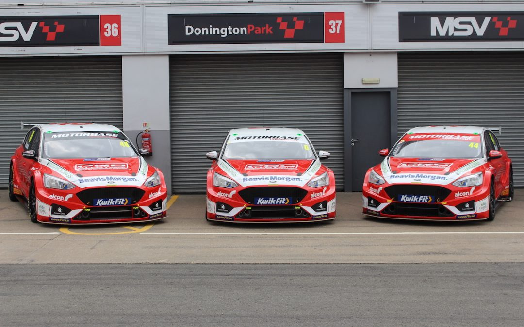 Motorbase steps up BTCC preparations at Donington Park